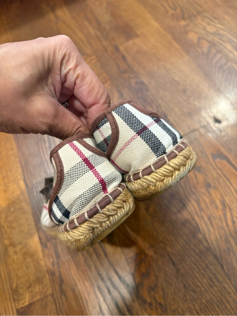 Burberry Beige Plaid Espadrille Flats with Brown Bow Trim - Picture 5 of 7